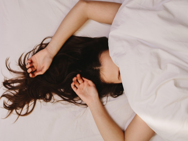 Schlaf_Canva_600x800 WEB_Text_Hormoene_Schlaf und Energie Schlaf_Canva_600x800 WEB_Text_Hormoene_Schlaf und Energie